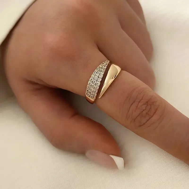 Elegant Adjustable Ring