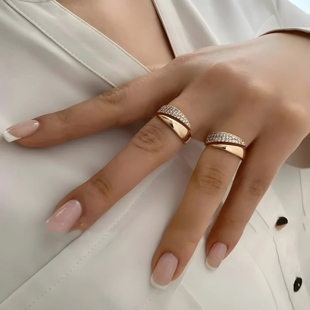 Elegant Adjustable Ring